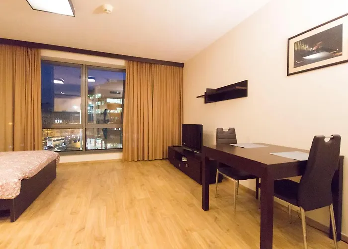 Happy Apartments - Just In Center
