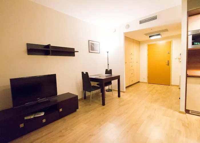 Happy Apartments - Just In Center